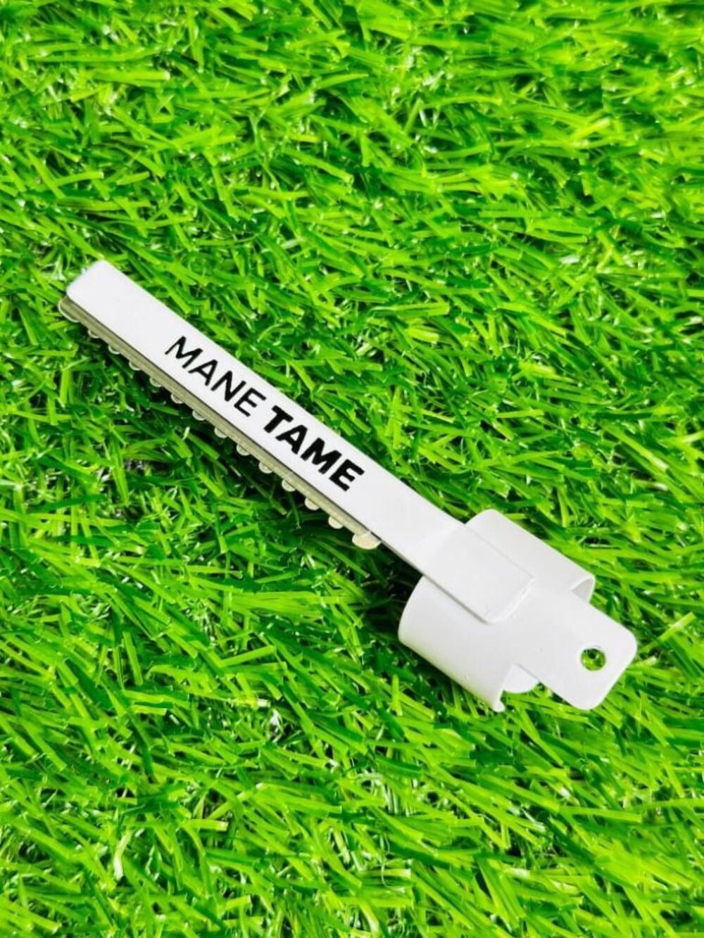 Mane Tame Texture Finger Razor